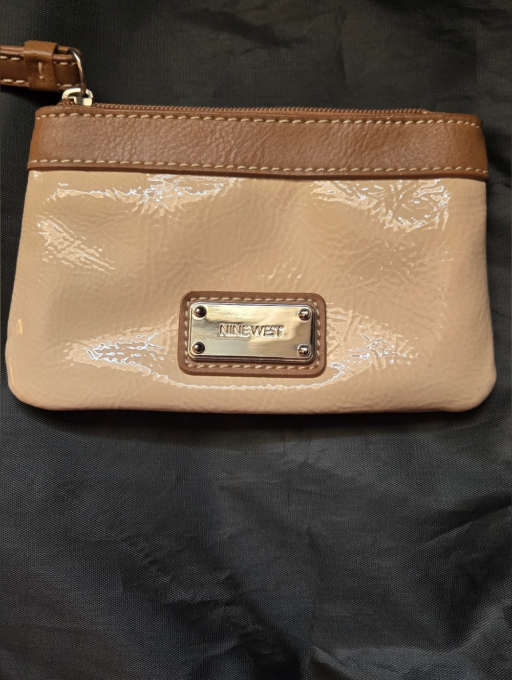 Nine West Vintage Y2K Era Cream And Brown Wristlet Clutch - Picture 2 of 5